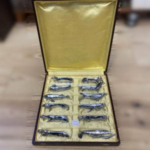 Portes-couteaux Marcel Sandoz en métal argenté – Bestiaire stylisé, élégance Art déco et raffinement de table