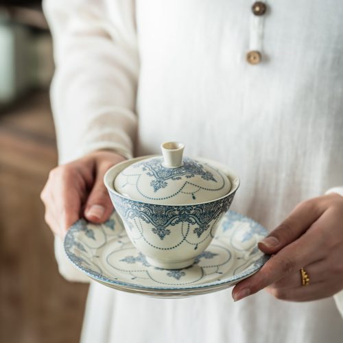 Faïence, porcelaine et céramique : comment les différencier ?