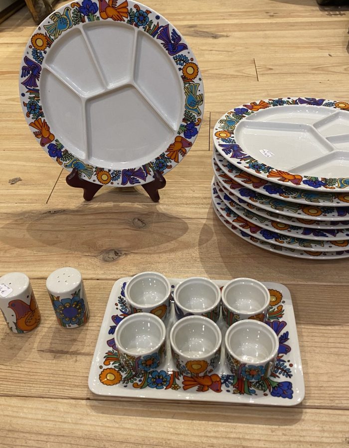 Ensemble de vaisselle – Modèle Acapulco – Villeroy & Boch – Porcelaine émaillée