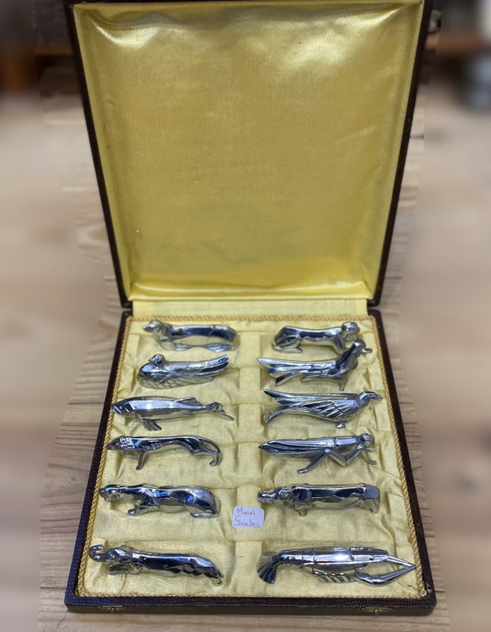 Portes-couteaux Marcel Sandoz en métal argenté – Bestiaire stylisé, élégance Art déco et raffinement de table